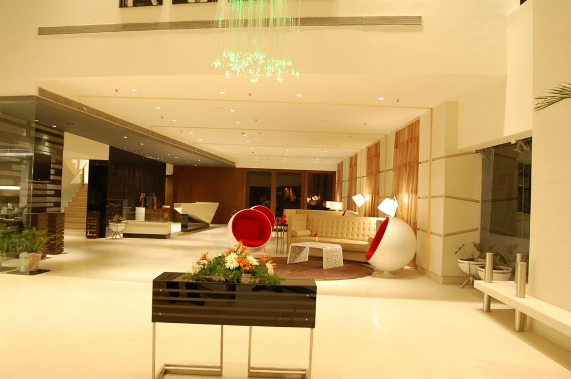 The Pride Hotel, Bangalore Eksteriør bilde