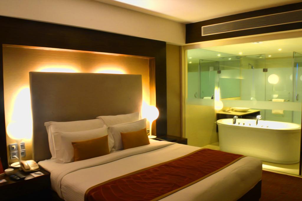 The Pride Hotel, Bangalore Eksteriør bilde