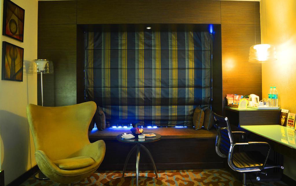 The Pride Hotel, Bangalore Eksteriør bilde