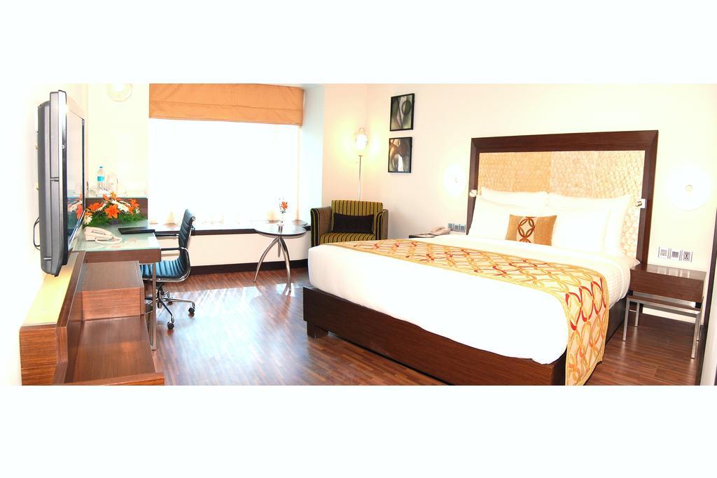 The Pride Hotel, Bangalore Eksteriør bilde