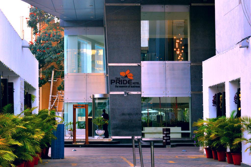 The Pride Hotel, Bangalore Eksteriør bilde