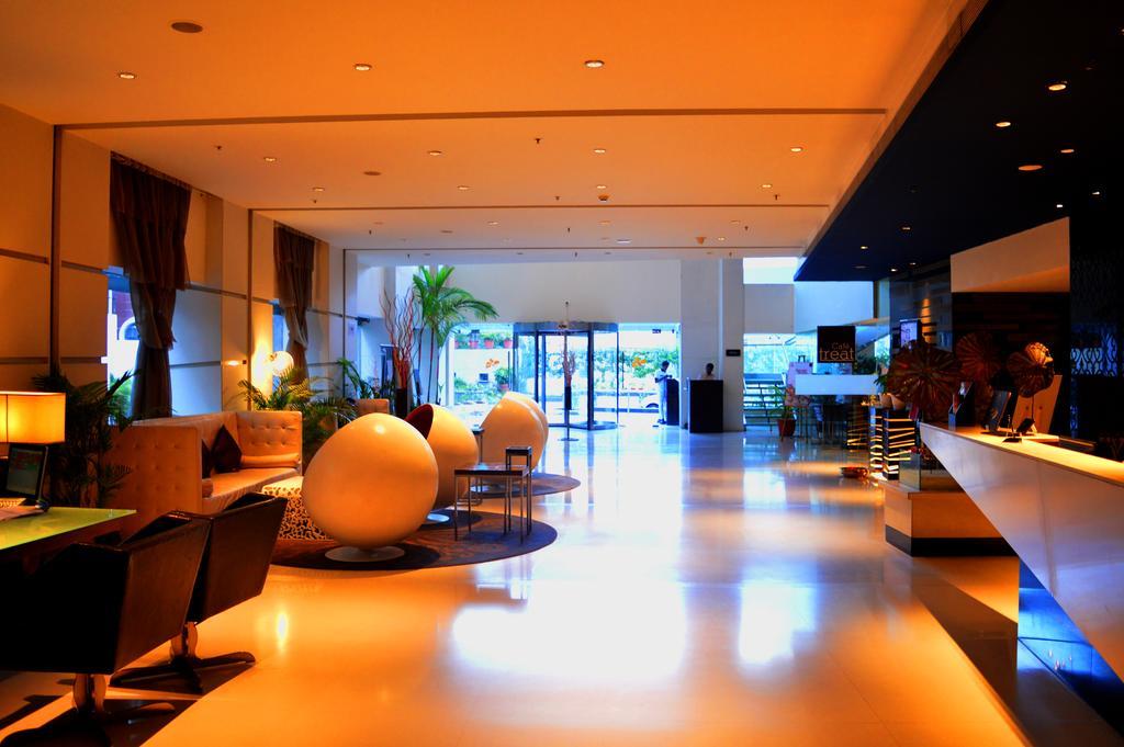 The Pride Hotel, Bangalore Eksteriør bilde