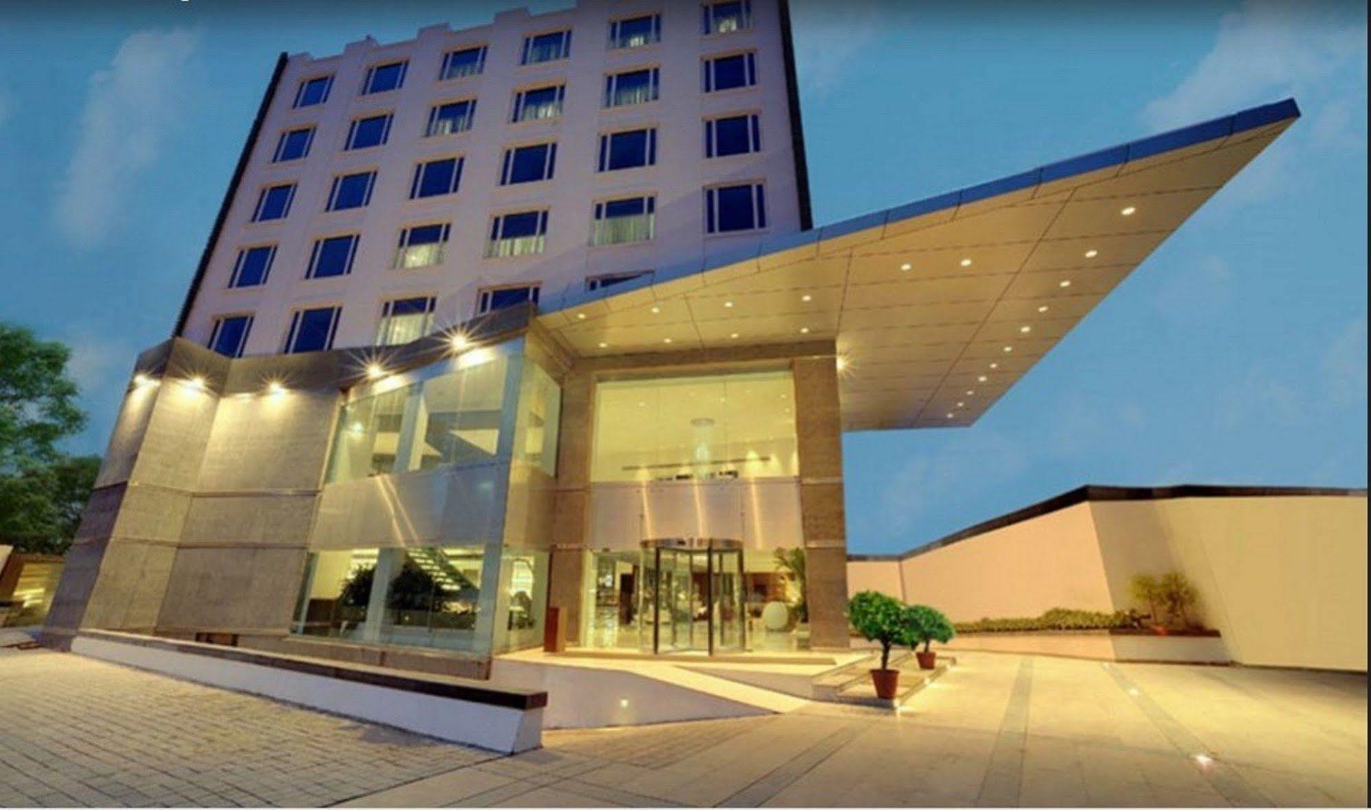 The Pride Hotel, Bangalore Eksteriør bilde