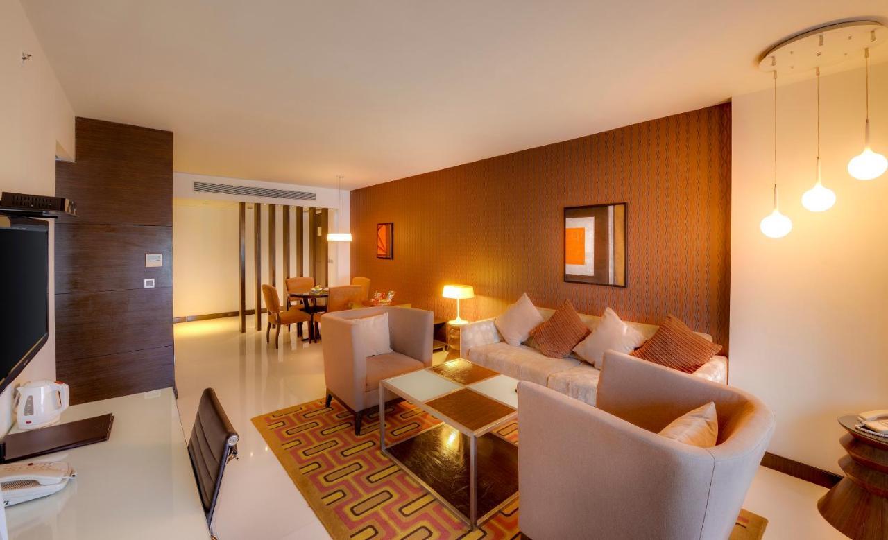 The Pride Hotel, Bangalore Eksteriør bilde